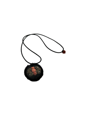 Vintage Elegance Embellished Pendant Necklace