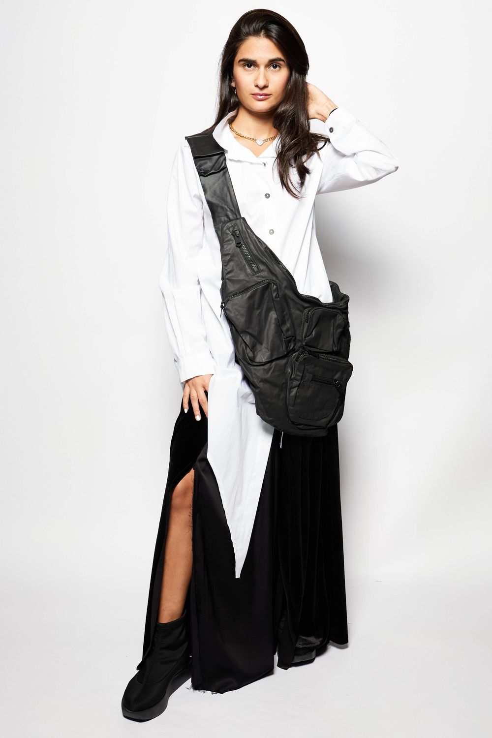 Asymmetrical Hem Button-Up Shirt – Contemporary Tailored Look