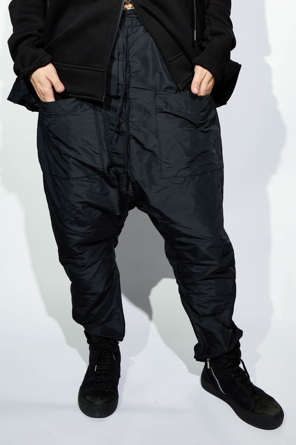 Relaxed Drop Crotch Pants – Unisex Drawstring Streetwear