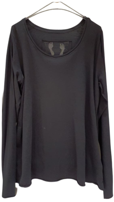 Long-Sleeve Scoop Neck Shirt