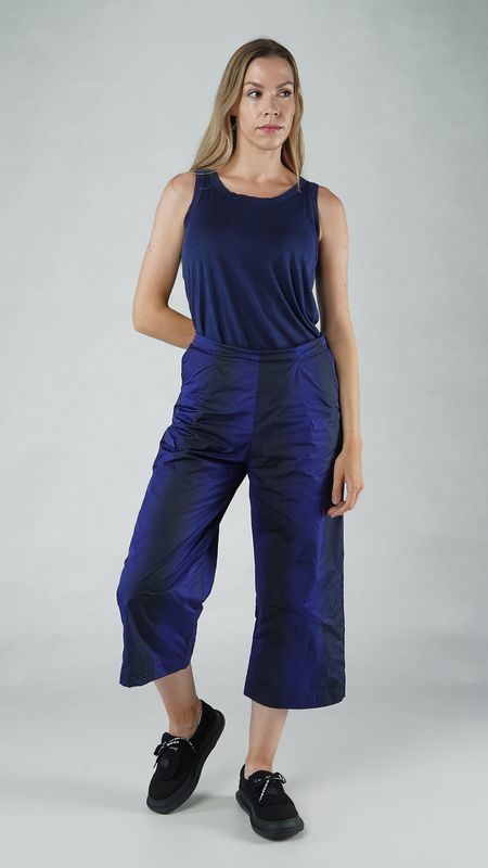 Satin Sheen Cropped Pants – Polished Minimalist Trousers Satin Sheen Cropped Pants – Polished Minimalist Trousers