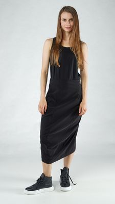Sleek Midi Skirt – Minimalist High-Waist Essential Sleek Midi Skirt – Minimalist High-Waist Essential