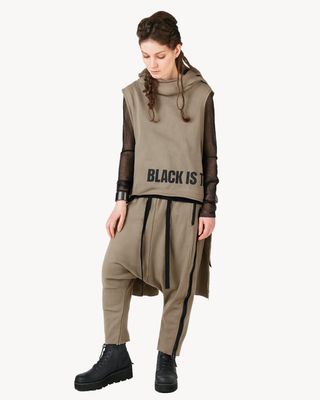 Distressed Hooded Sleeveless Vest – Urban Casual Layering Piece