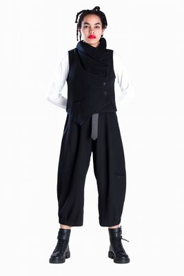 Black Cropped Utility Trousers - Relaxed Fit Fashion