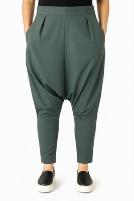 Drop-Crotch Tapered Pants – Contemporary Urban Fit