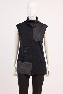 Sleeveless High-Neck Patchwork Top