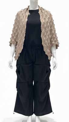 Sculpted Texture Short Poncho Cardigan