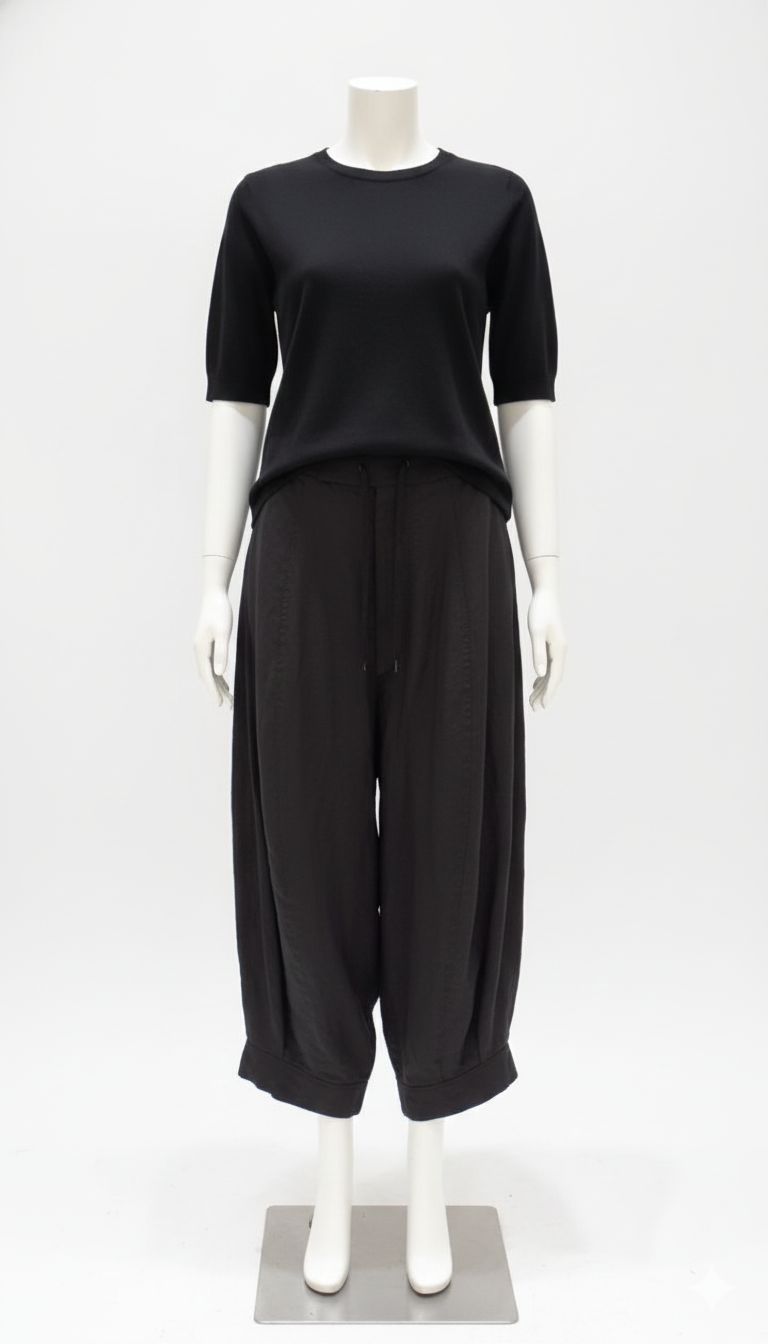 Black Fluid Balloon Cropped Trousers