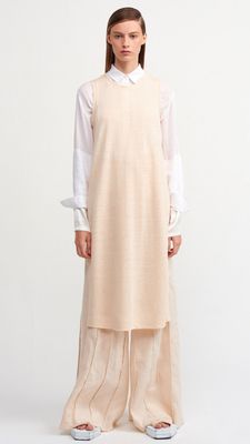 Relaxed Sleeveless Tunic Top