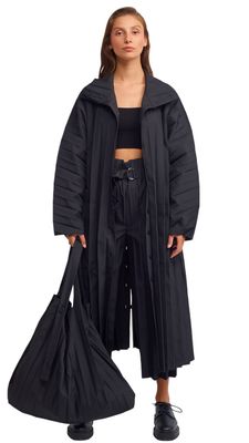 Pleated Pants – Contemporary Textured Trousers