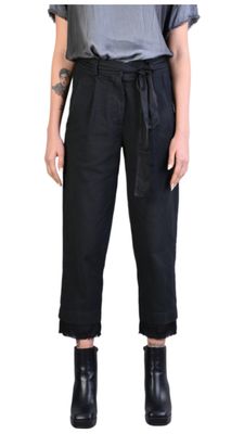 Cropped Frayed Hem Pants – Raw-Edge Urban Minimalism