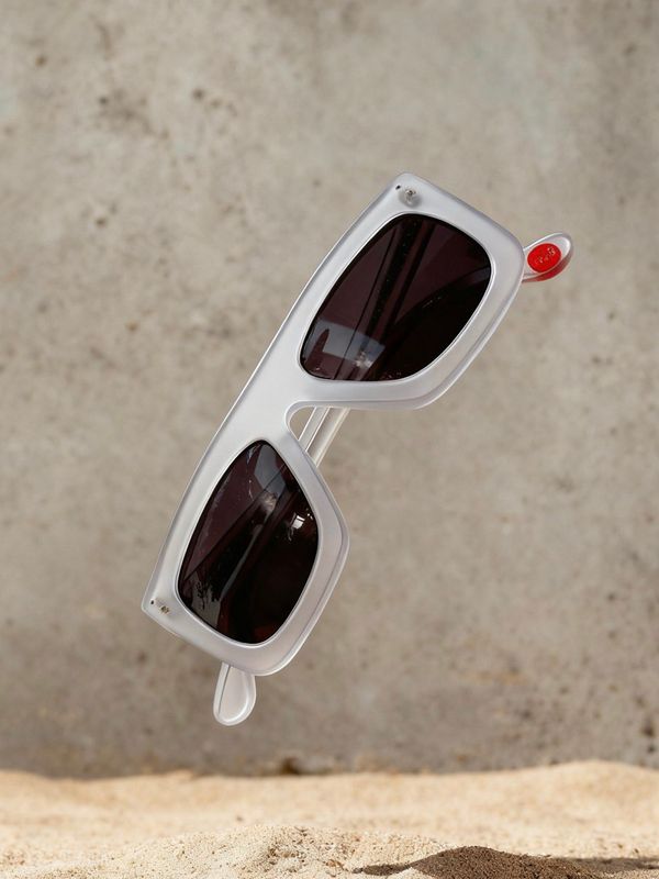 Frosted Edge Cat-Eye Sunglasses Oscar Bold Sunglasses