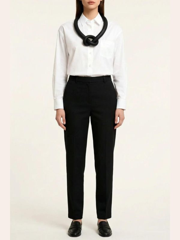 Bold Knotted Necklace – Sculptural Statement Jewelry Piece