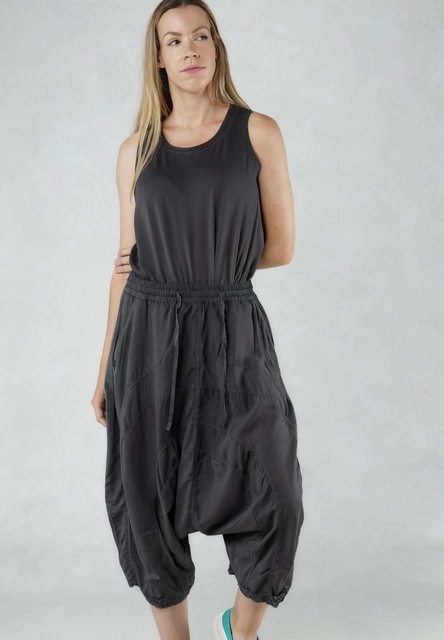 Relaxed Harem Trousers – Casual Loose-Fit Streetwear