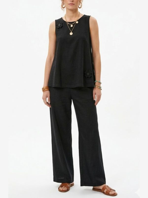 Black Sleeveless Layered Top