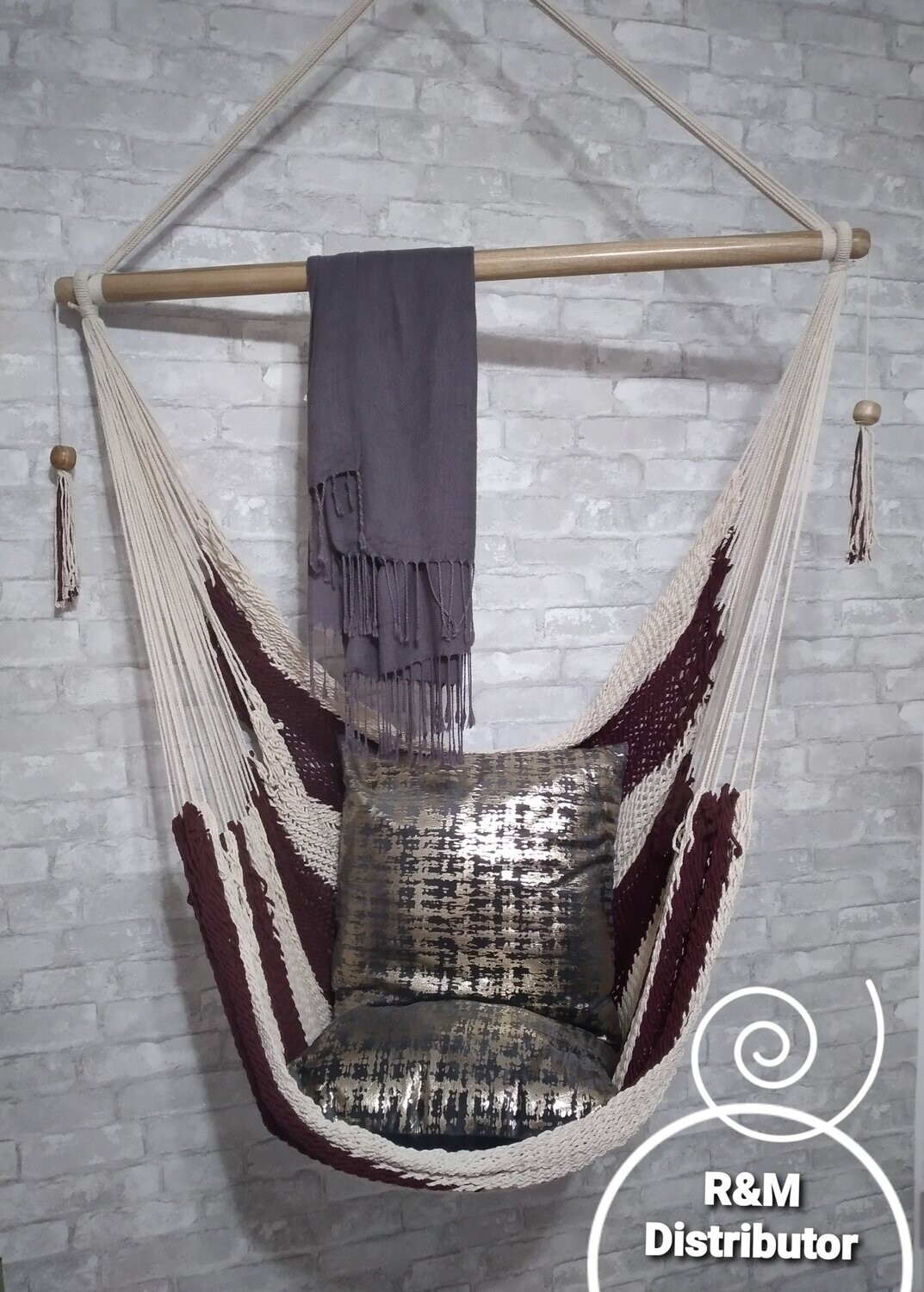 Columpio macramé vino y crema