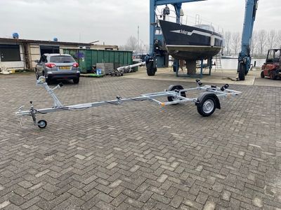 ​TT750 standaard