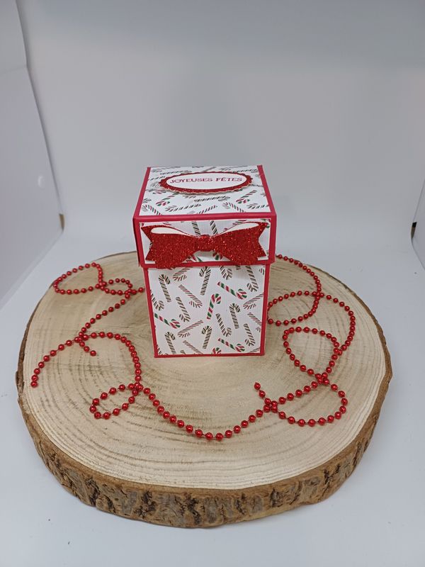 Boite cadeau joyeuses fêtes