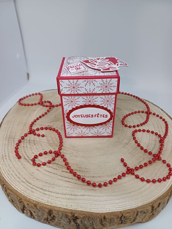 Boite cadeau sachet de thé flocons joyeuses fêtes