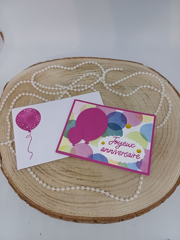 Pochette carte cadeau joyeux anniversaire rond