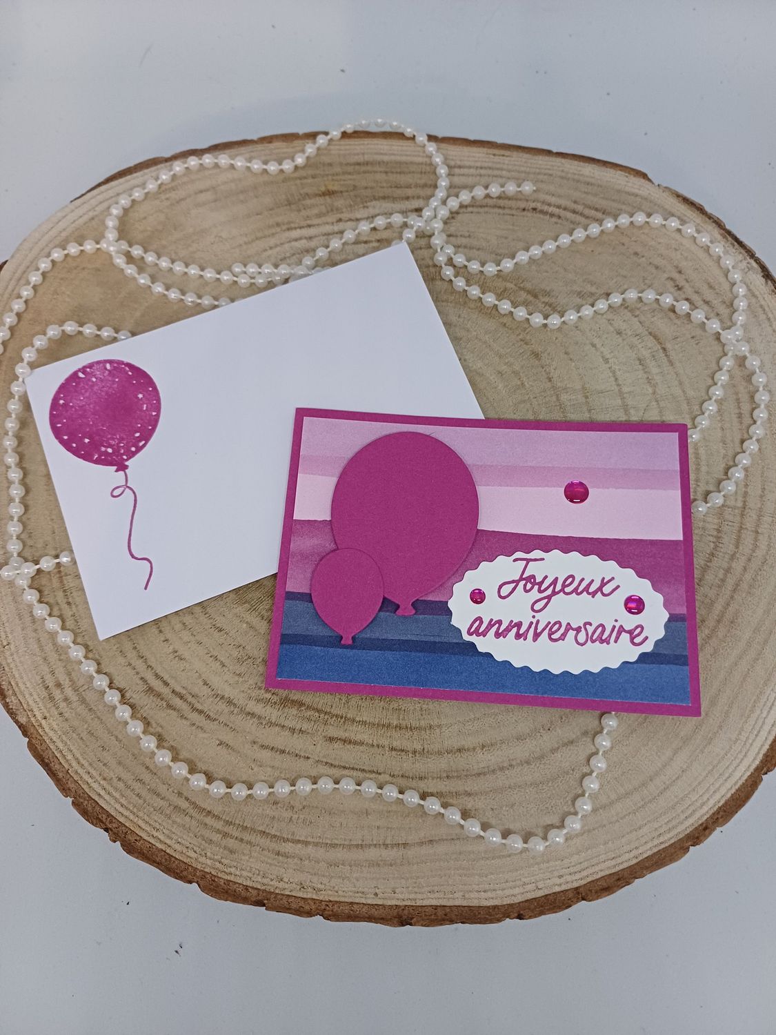 Pochette carte cadeau joyeux anniversaire trait