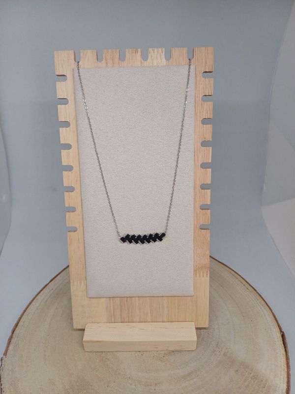 Collier  perles noires brillantes et argentées 11