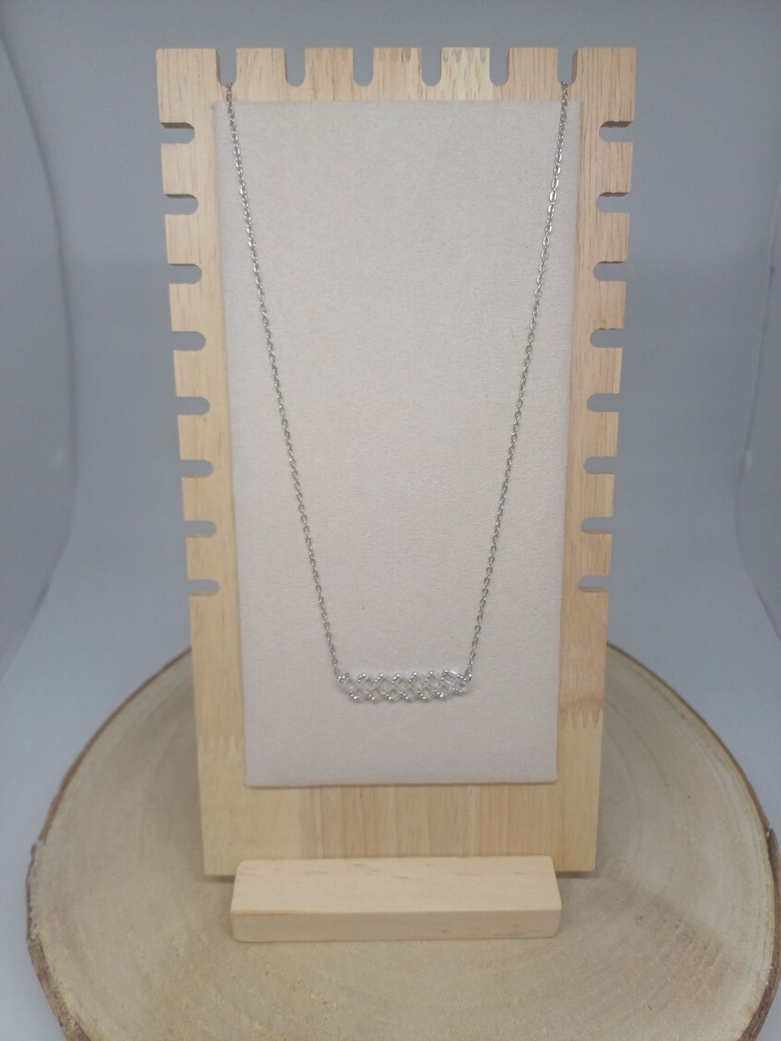 Collier  perles transparentes claires  et argentées 19