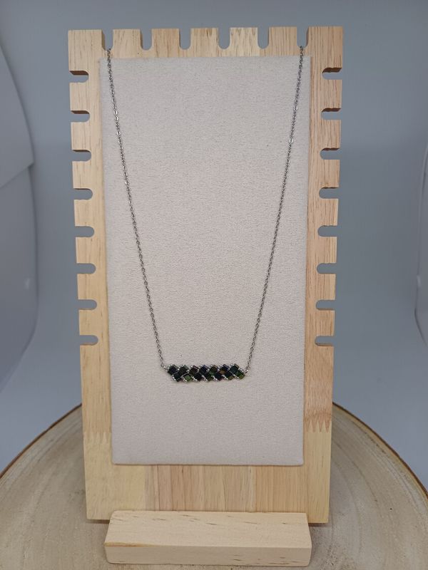 Collier perles vertes brillantes​​ et argentées 29