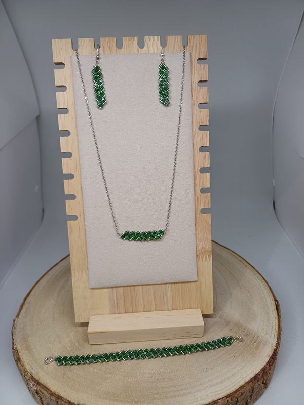 Parure bijoux perles vertes tachetées​​​ et argentées 33