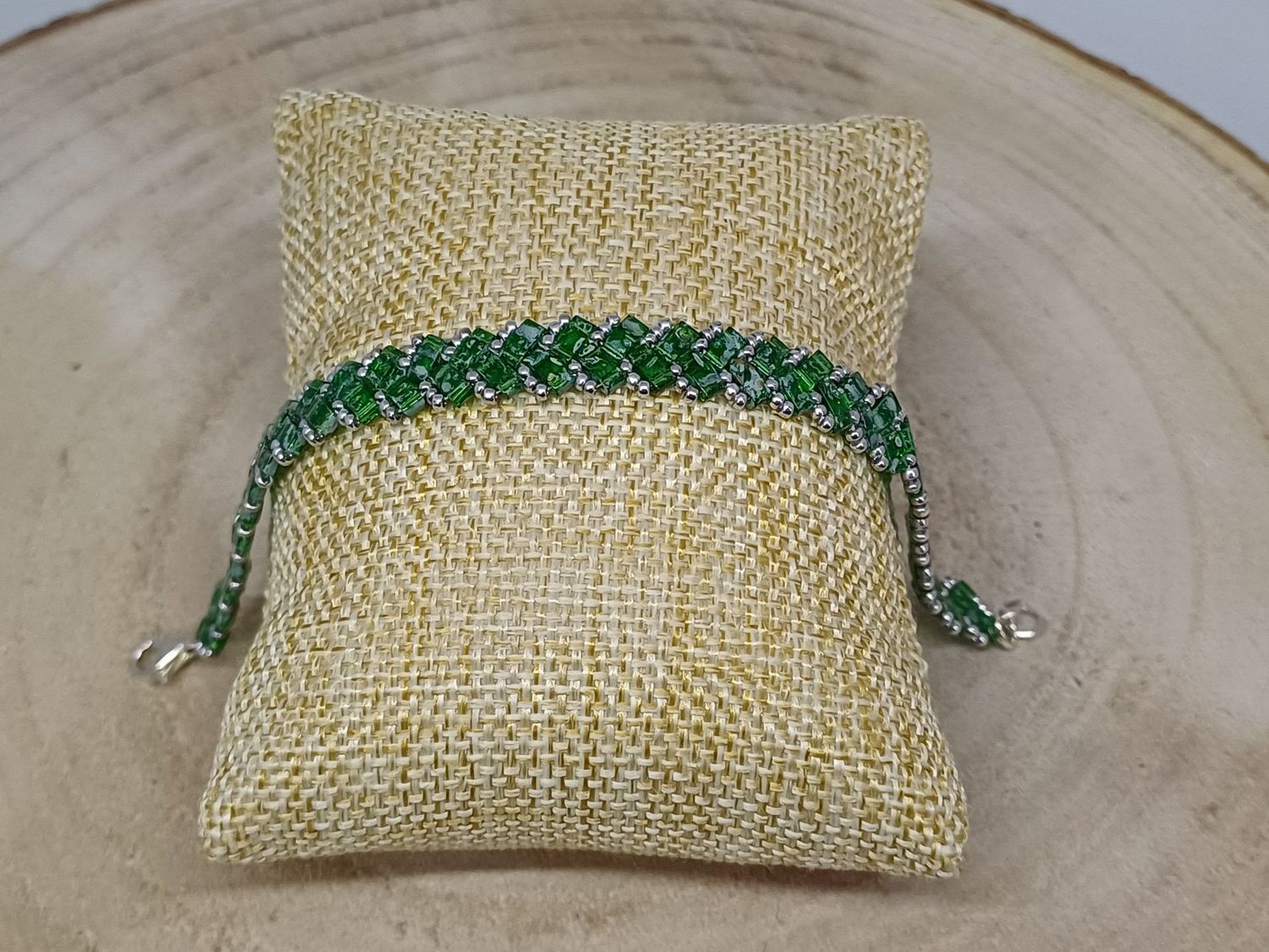Kit 33 pour réaliser 1 bracelet perles vertes tachetées​ et argentées
