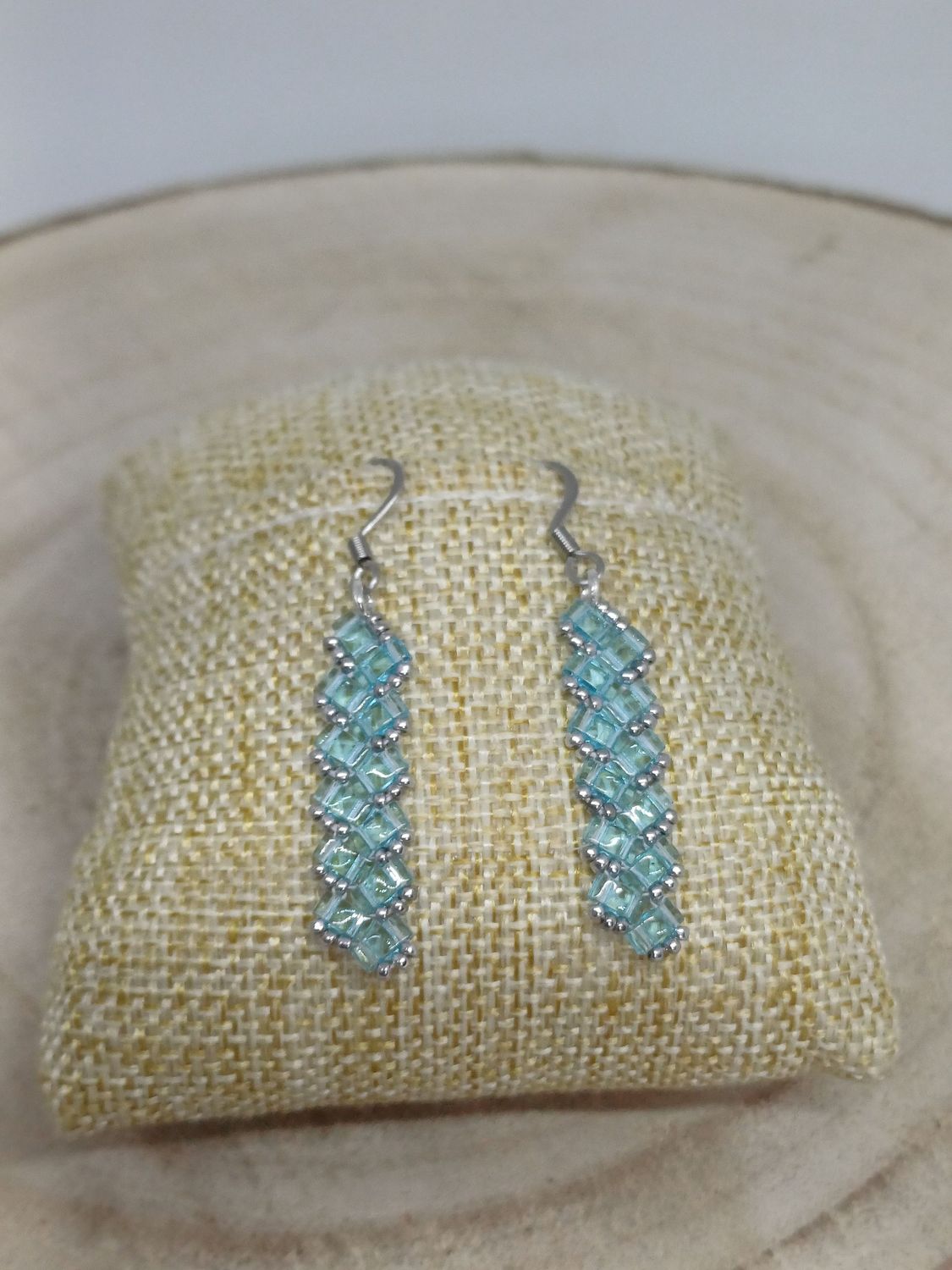 Kit 53 pour réaliser 1 paire de boucle d'oreille perles  bleues​ et argentées