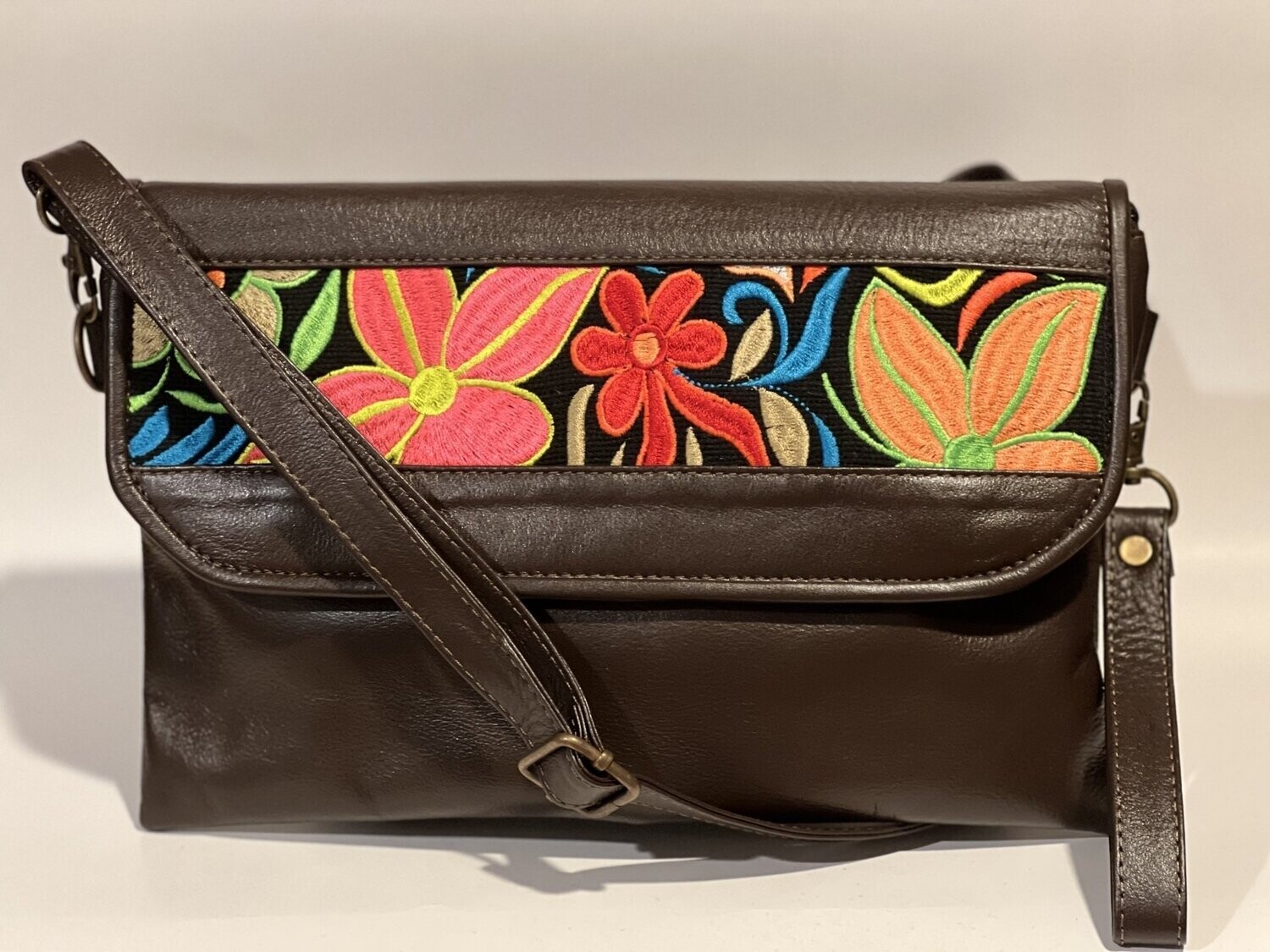 Crossbody 5