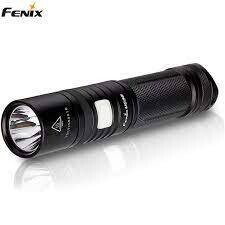 FENIX FICKLAMPA UC30 960 LUMEN