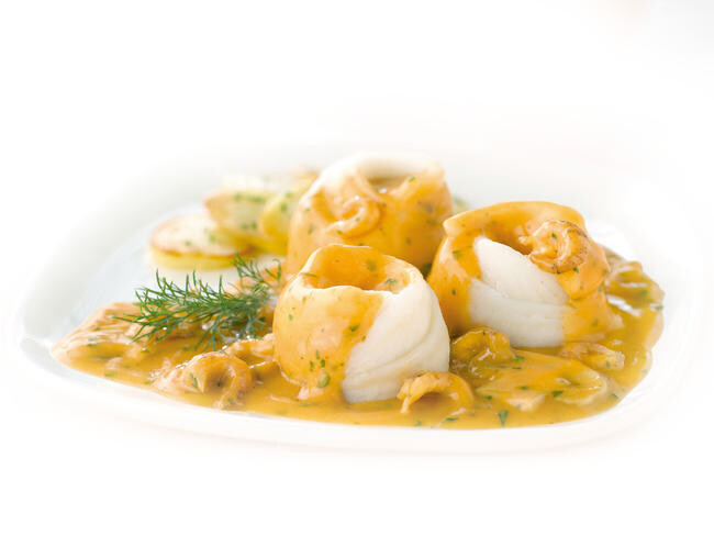 1 kg tongscharrolletjes met fijne groenten en champignons in kreeftensausje