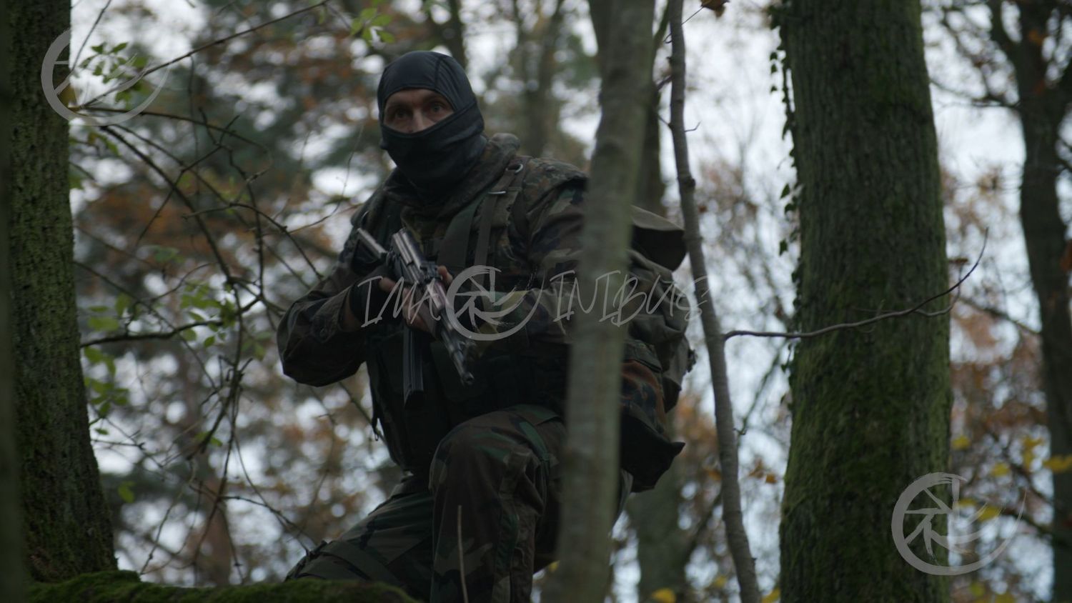 A lone post-apocalyptic Soldier