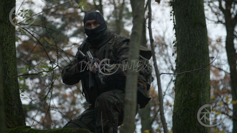 A lone post-apocalyptic Soldier