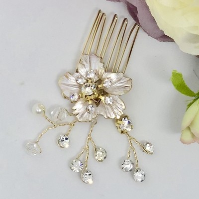 MINNIE - Gold Flower Bridal Wedding Hair Comb