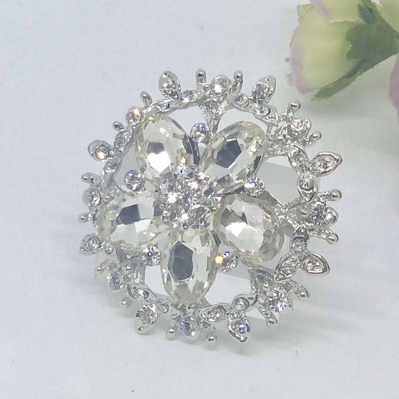 YVETTE - Silver Flower Crystal Brooch