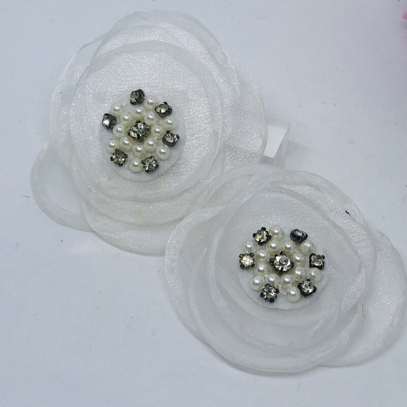 ROBINA - White Chiffon Flowers Shoe Clip