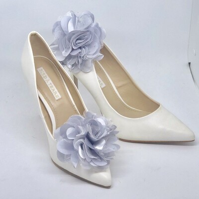 CHLOE - Silver Fabric Flower Shoe Clips