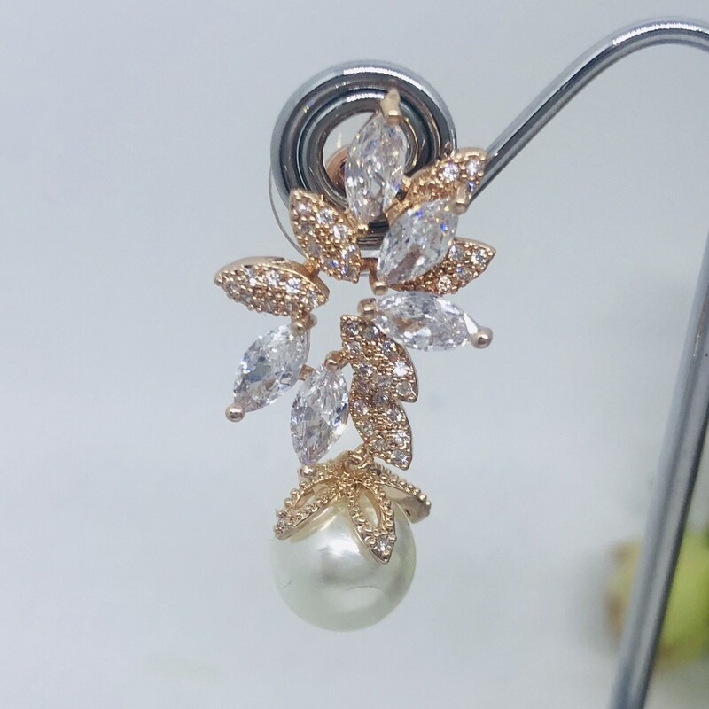 TRACEY - Rose Gold Pierced Bridal Wedding Earrings