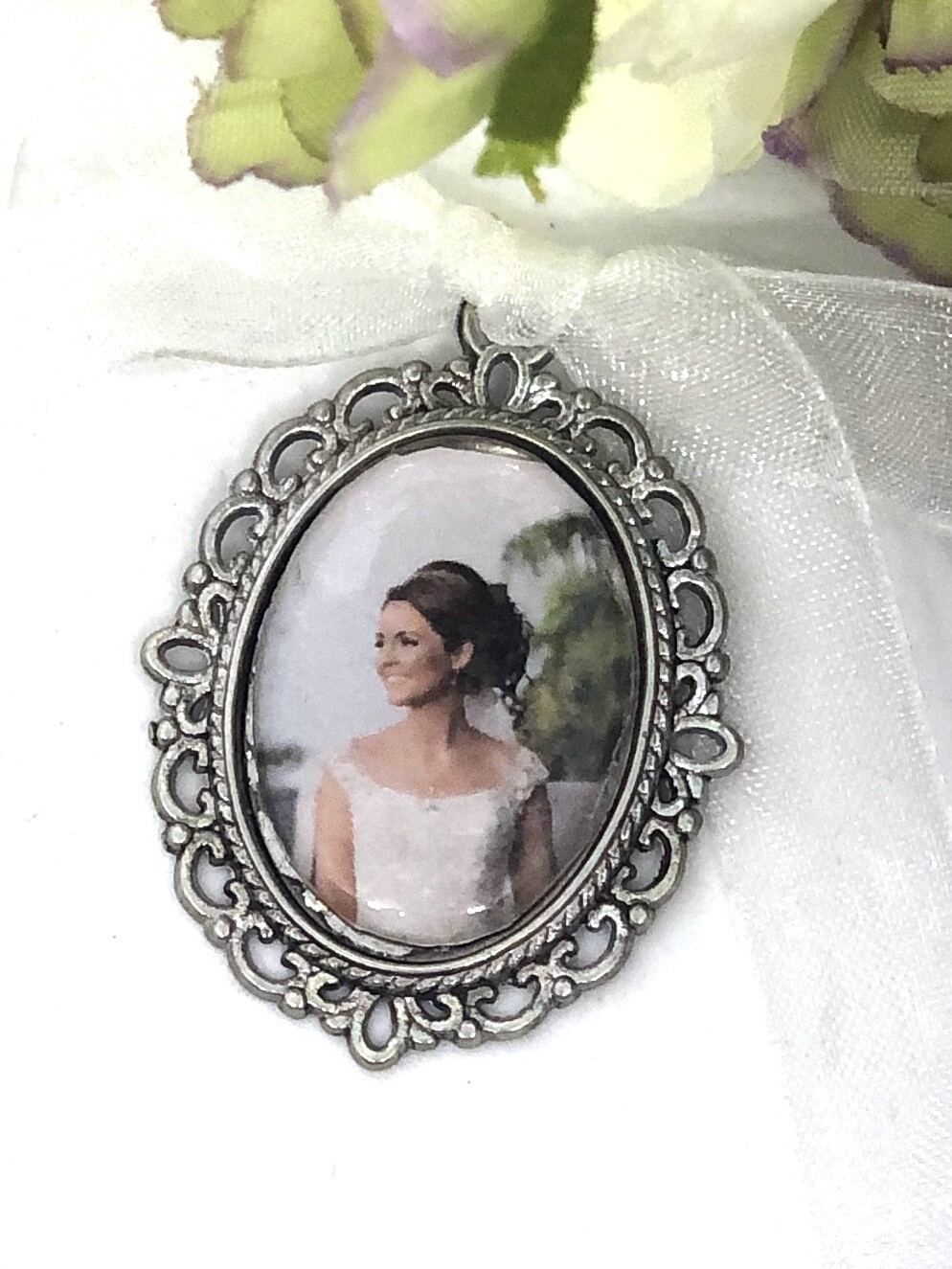 ELOISE AS 1 - Antique Silver Bouquet Memory Charm