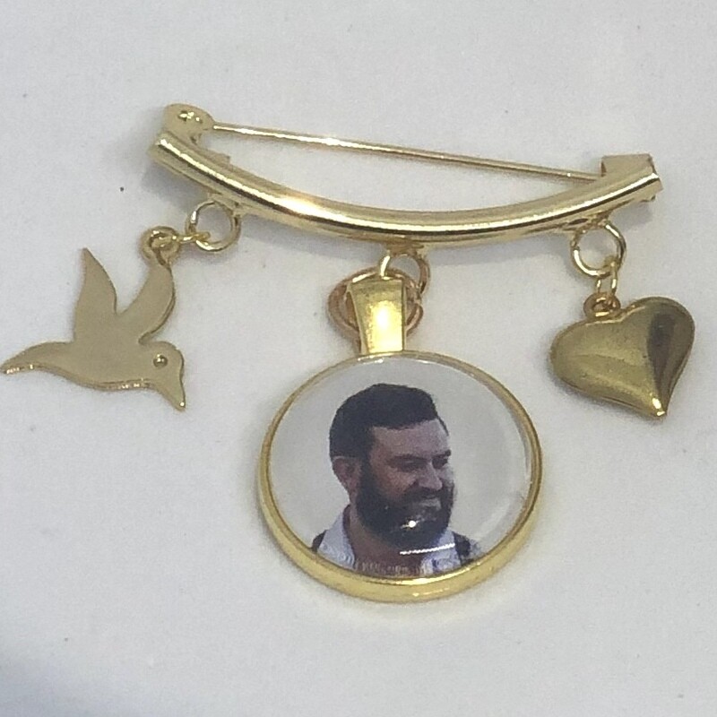 GEMMA GOLD PIN  - Gold Round Memory Charm Pin