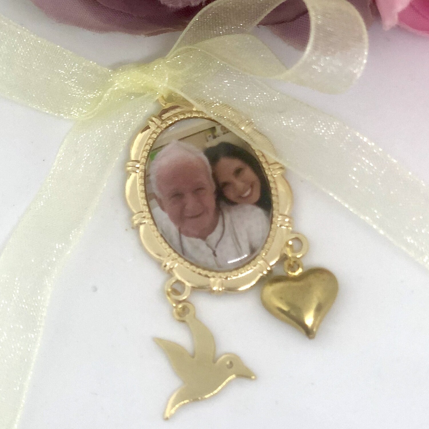 LIANA - Gold Oval Memory Charm