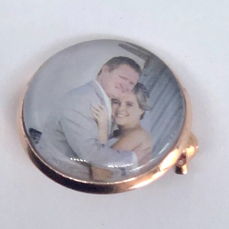 OLEANDER - Rose Gold Round Memory Charm Brooch