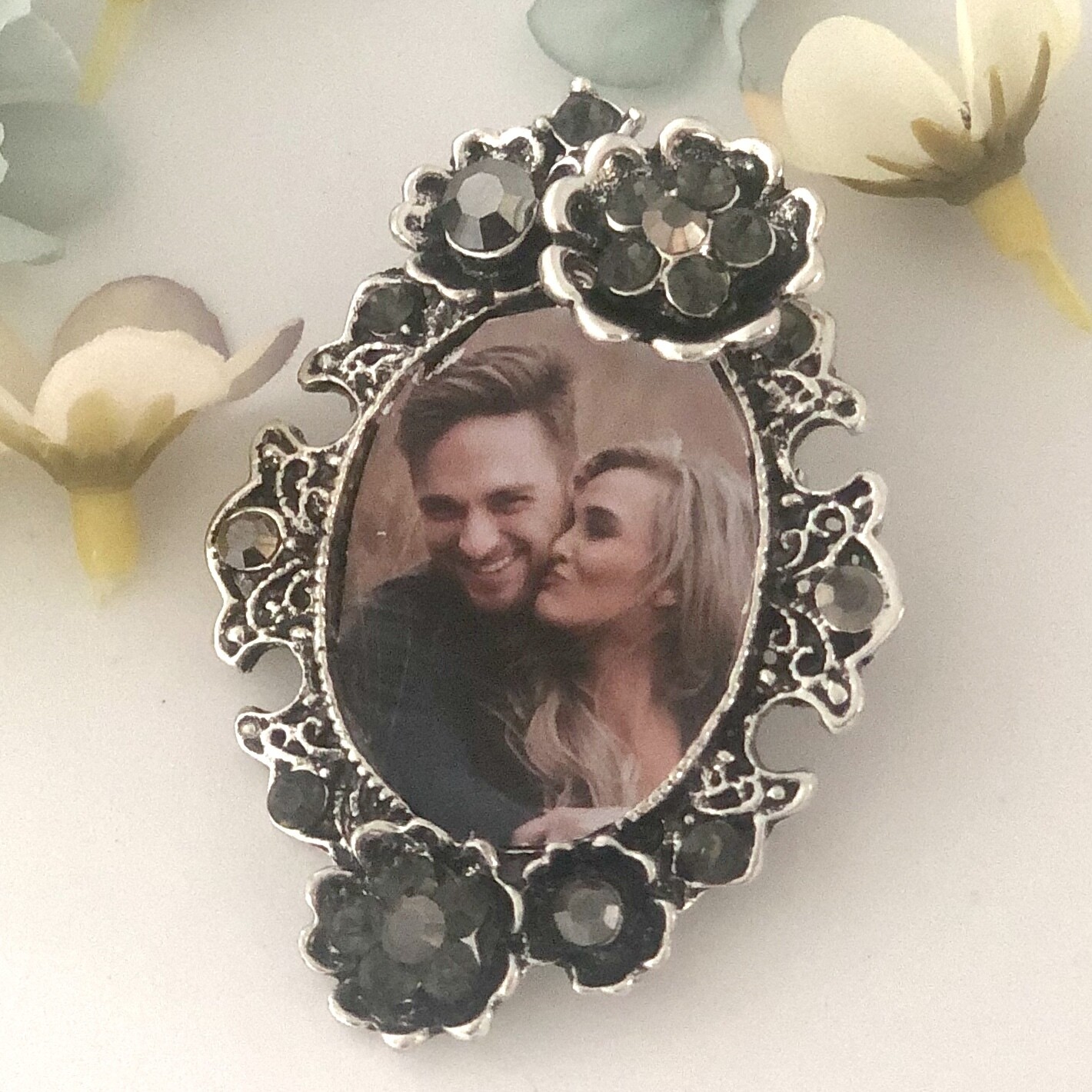 BLANCHE - Antique Silver Oval Memory Charm Brooch