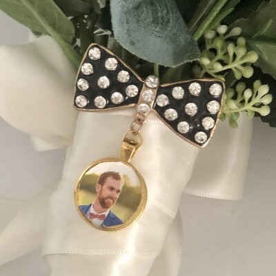 JOSIE - Gold &amp; Black Bow Photo Memory Brooch