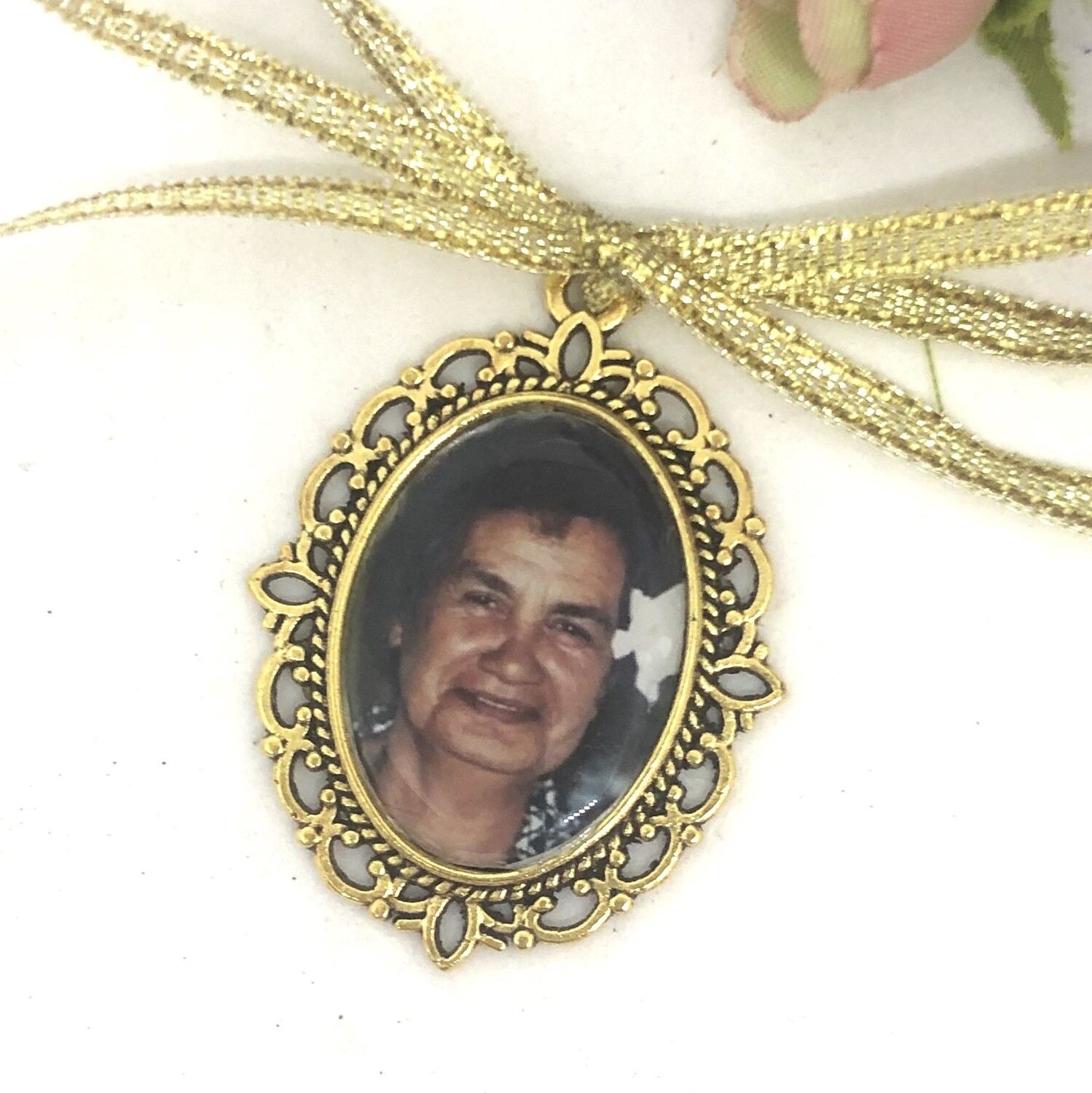ELOISE OLD GOLD - Oval Bridal Bouquet Memory Charm