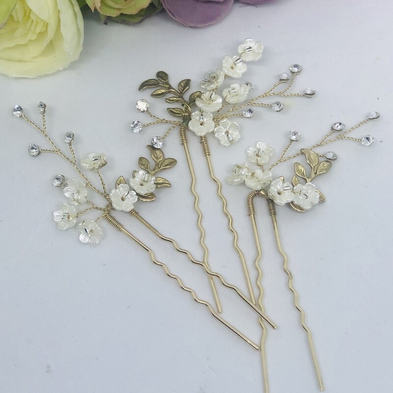 FELECIA - Set of 3 Gold Porcelain Flower Bridal Hair Pin