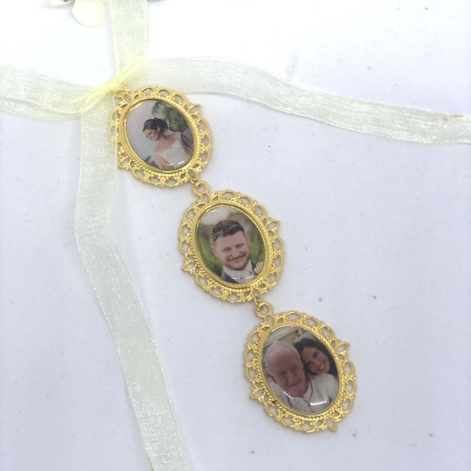 ELOISE GOLD 3 - Oval Bridal Bouquet Memory Charms